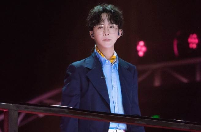 李云迪在第三次公演后，惨遭组内投票淘汰，暂别舞台。(取自披荆斩棘的哥哥微博)