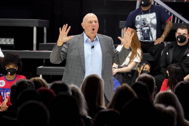 快艇老板鲍尔默说话越来越呛了。(美联社资料照)