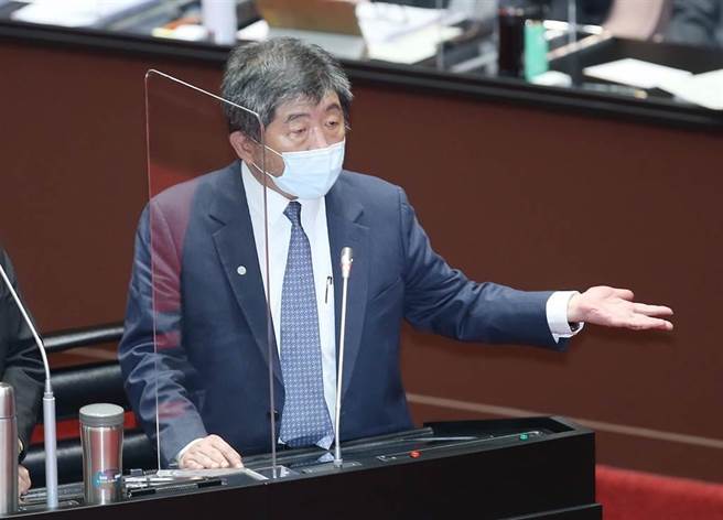衛福部長陳時中昨至立法院備詢前，被媒體問3＋11破口，竟回答「3＋11跟800條人命有什麼關係？」引起在野黨不滿。（圖／本報系資料照）