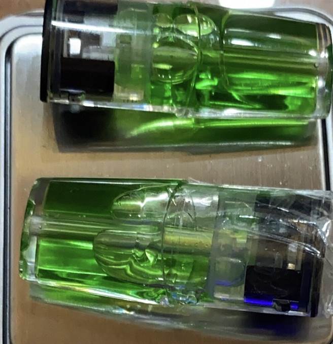 24岁张姓男子涉嫌在脸书中公然贩售大麻菸油，遭警方逮捕。（海山警分局提供）