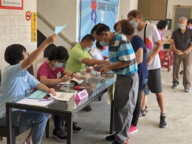 国民党员都希望选出最佳人选，团结一致在2024年赢得大选，蓝天再现重返执政。（李金生摄）