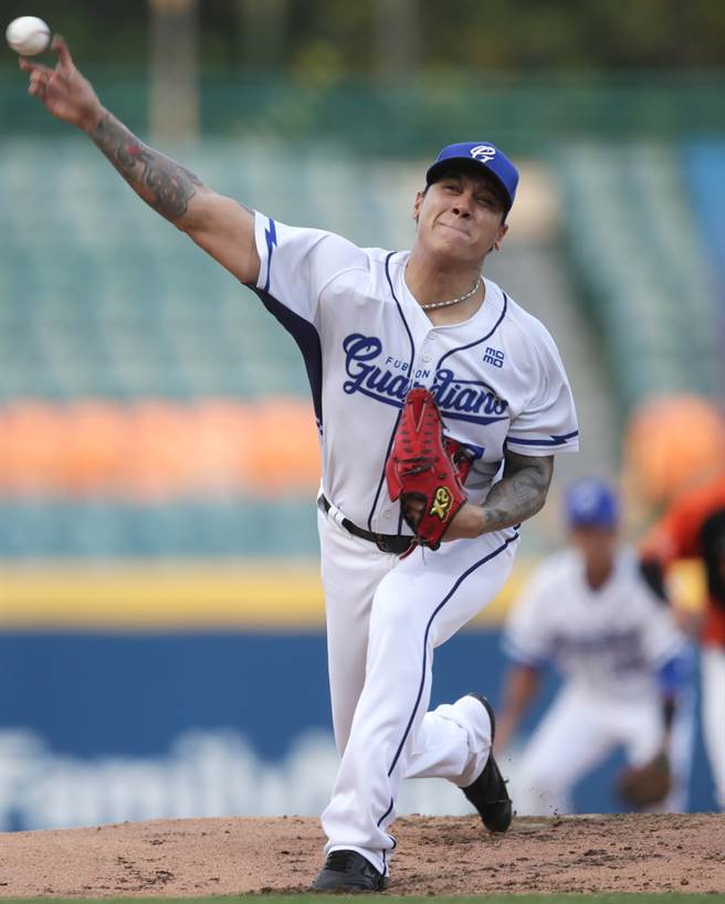 富邦悍將陳鴻文。（季志翔攝）