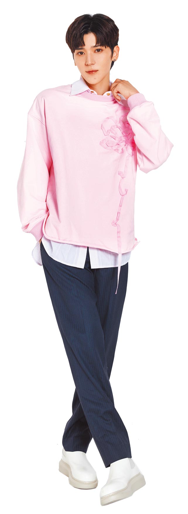 Bii將思念母親之情詮釋在〈Don't Blow Away〉中。（老鷹音樂提供）