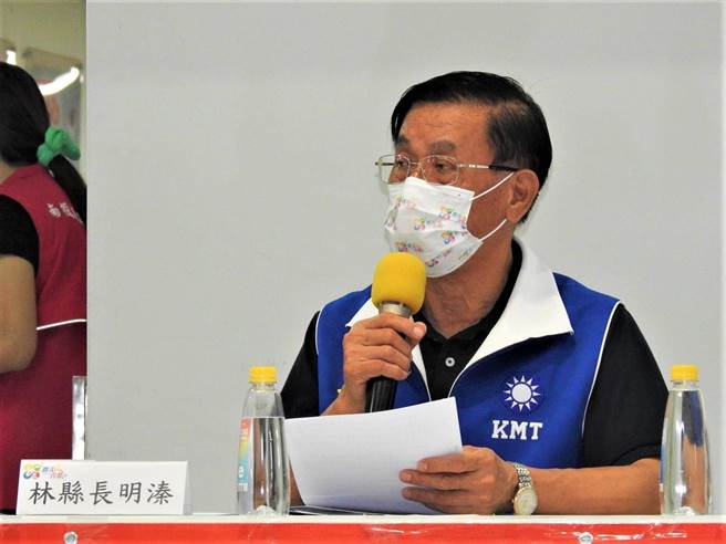 南投县长林明溱25日在脸书发文表示，对朱立伦的领导能力与格局有绝对的信心，新的党主席需要凝聚团结共识。（摘自林明溱脸书／卢金足南投传真）