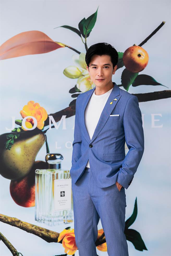 Jo Malone London英國梨與小蒼蘭花園品牌之友邱澤分享，他的香氛愛好。（Jo Malone London提供）