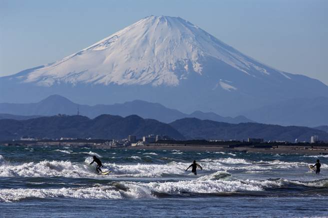 疫情下重新開山日富士山登山客創新低 國際 中央社