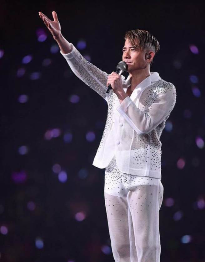 郭富城当年因《对你爱不完》爆红全亚洲。（翻摄郭富城IG）