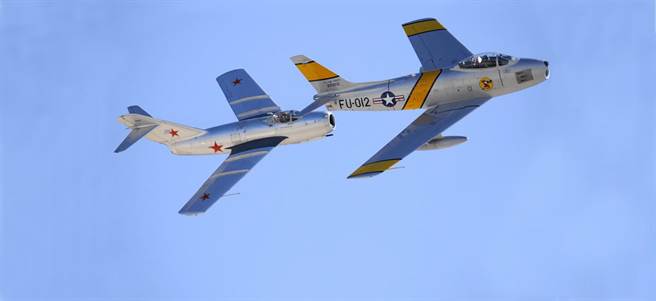 F-86与MiG-15在现在的航空展常一起登场，因为他们是韩战时期的宿敌。(图/warfarehistorynetwork)