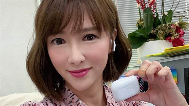 刘芯彤昨日在粉丝团上分享恐怖的看房经验，引起网友热烈讨论。（图／FB@主播 刘芯彤）