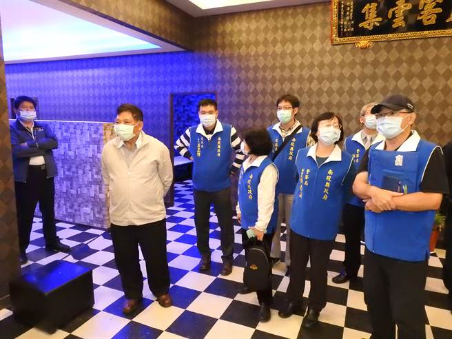 南投县联合稽查小组，持续稽查县内8大行业。（南投县政府提供／廖志晃南投传真）