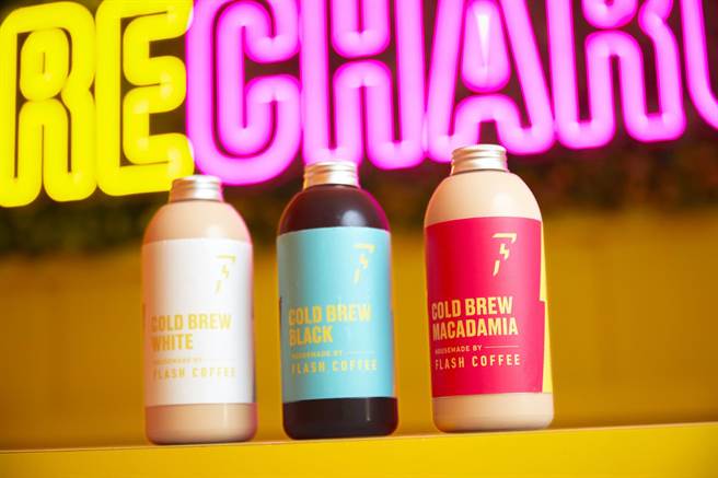 9月27日至10月12日，Flash Coffee与UberEats 合作「冷萃系列」买一送一。（Flash Coffee提供）
