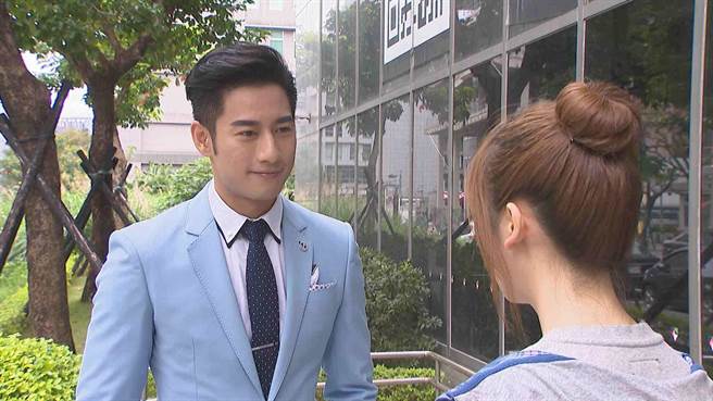 周孝安现在是老婆口中完美神队友。（中视提供）