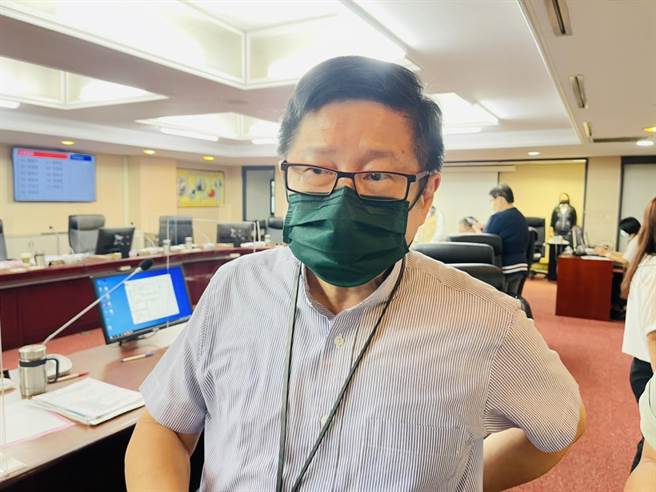 针对动物之家新址，北市产业发展局长林崇杰28日说，地点都还在分析中。（张颖齐摄）