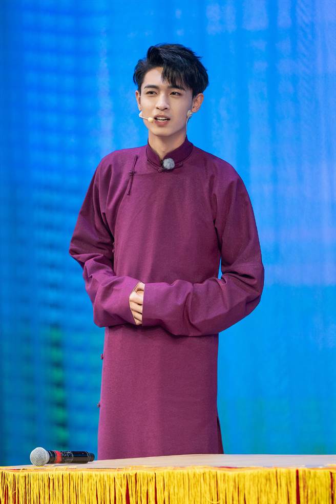 大陆男星秦霄贤仰慕高圆圆，是女方的铁粉。（图／微博@秦霄贤）