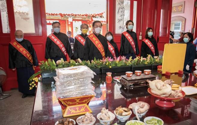 南投縣各界，28日舉行祭孔大典。（南投縣政府提供／廖志晃南投傳真）