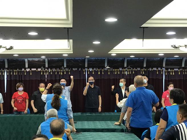 国民党主席朱立伦今日下午出席基隆谢票茶会。（陈彩玲摄）