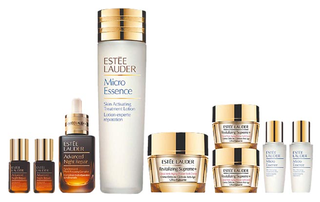 比漾廣場ESTEE LAUDER年輕金三角明星組，價值1萬5534元、特價9450元。（比漾廣場提供）