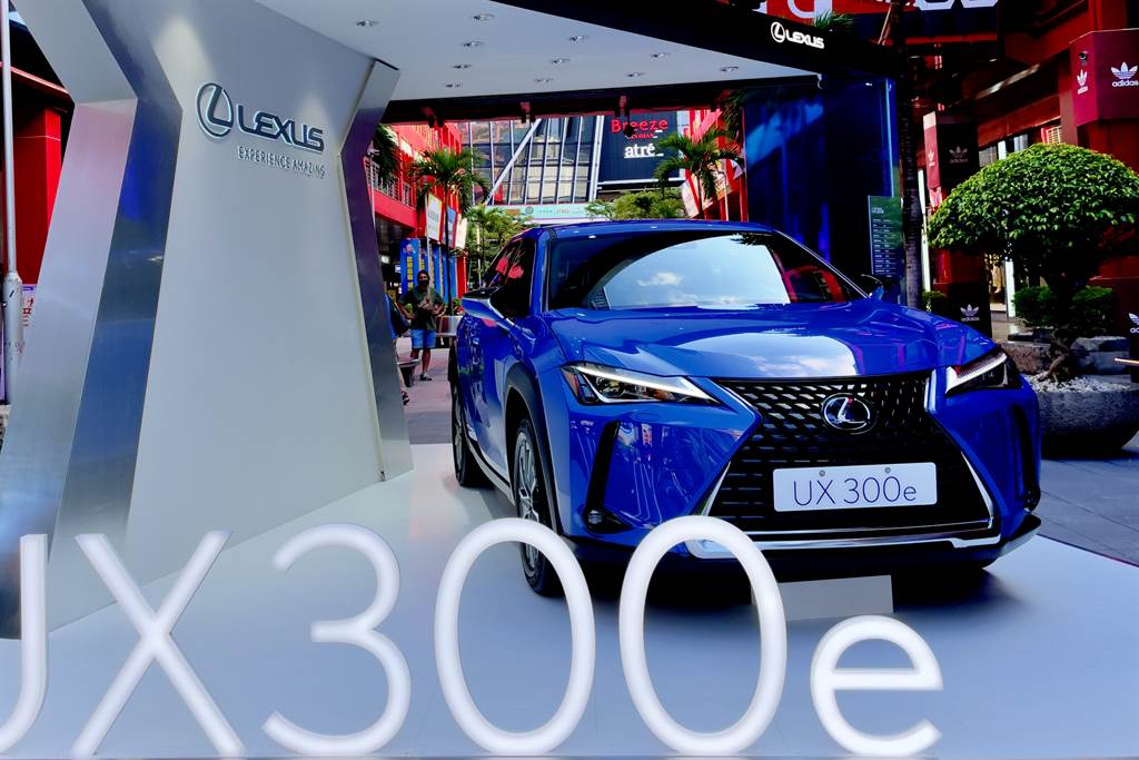 Lexus在台推出首款純電車款UX300e，售價169.9萬元。（圖／陳彥文攝）
