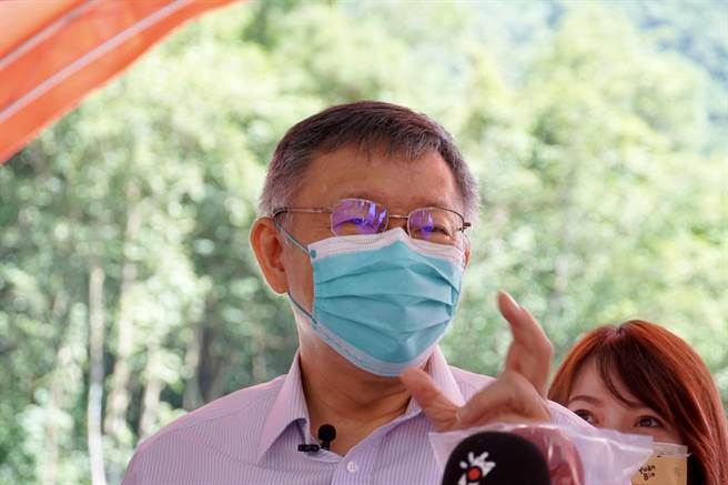 柯文哲今出席翡翠原水管工程「翡翠段」隧道贯通记者会。（杨亚璇摄）