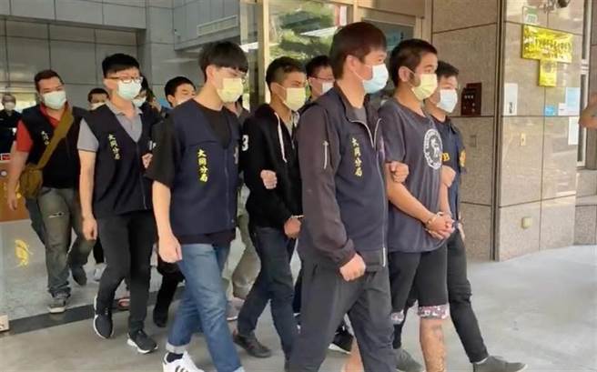 天道盟太阳会一批恶煞将21岁男子于住家内活活围殴致死。（图／中时资料库）