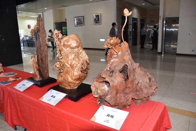 苗栗县三义木雕艺术节将在双十连假登场，将展出许多优美的木雕作品。（谢明俊摄）
