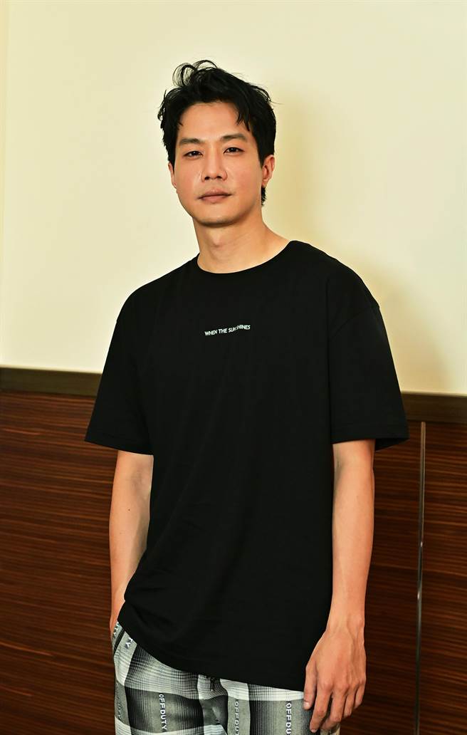 薛仕凌接受專訪談入圍金鐘獎的心情。（台視提供）