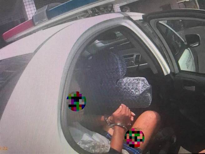 去年內埔鄉也有名患有思覺失調的陳姓男子，因自認爸媽遭殺害，而持木棒將誤以為凶手的鍾姓鄰居活活打死。（翻攝畫面／潘建志屏東傳真）
