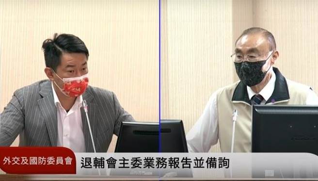 基進黨立委陳柏惟（左）、退輔會主委馮世寬（右）。（圖／翻攝自國會頻道）