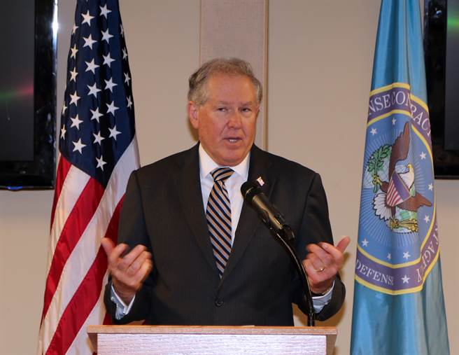 美国空军部长肯达尔（Frank Kendall）日前出席美国空军协会年会时指出，北京不断研发飞弹科技，现已取得自太空打击美国位在全球各地目标的能力。(图/DVIDS)