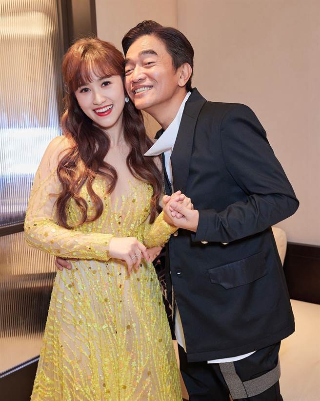 吴姗儒和爸爸吴宗宪感情很好。（图／FB@吴姗儒）