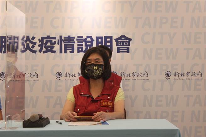 新北市衛生局長陳潤秋說，恩主公醫院誤打疫苗調查結果預計10月3日完成對外說明。(陳慰慈攝)