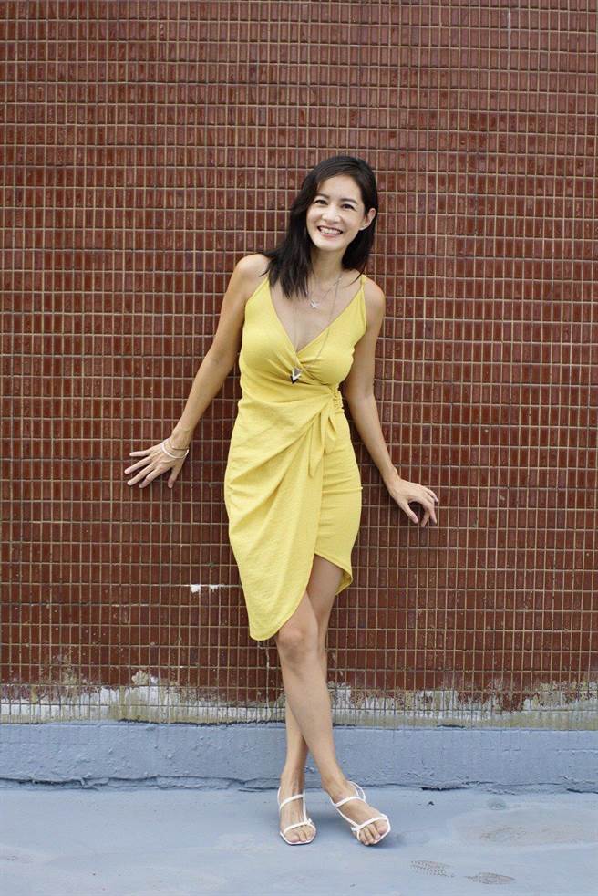 Janet开心入围金钟迷你剧女配角。（晴天影像提供）