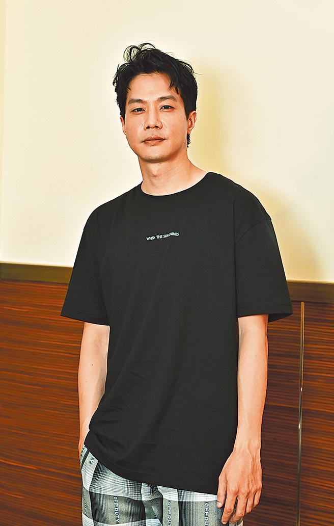 薛仕凌接受专访谈入围金钟奖的心情。（台视提供）