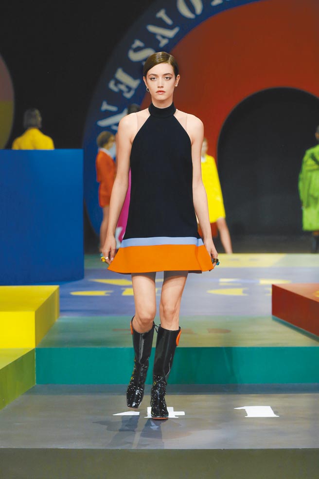 色塊美學也是60年代的設計重點。（Dior提供）