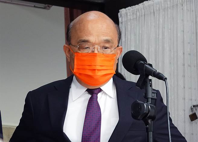 大陆国台办昨天傍晚发出长文，以发言人名义专门点名吴钊燮为「顽固台独分子」。对此，行政院长苏贞昌今天表示，这是中国气急败坏，自己失德。（姚志平摄）