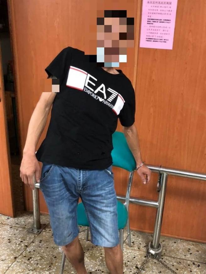 林姓窃贼凭一条铁丝想闯空门，却踢到铁板遭社区住户互助逮人。（读者提供／程炳璋台南传真）