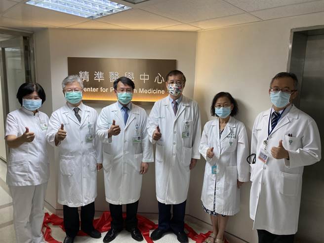 奇美医学中心今天成立「精准医学中心」。（曹婷婷摄）