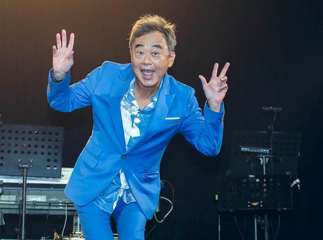 陈升许久未与粉丝见面，心情兴奋。（粘耿豪摄）