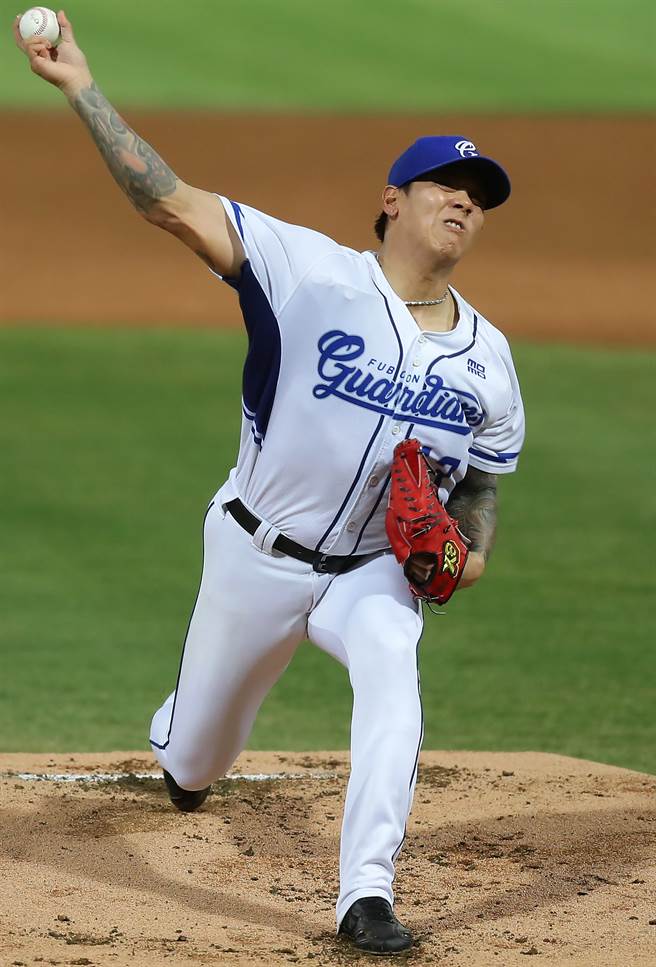 富邦悍將陳鴻文。（季志翔攝）