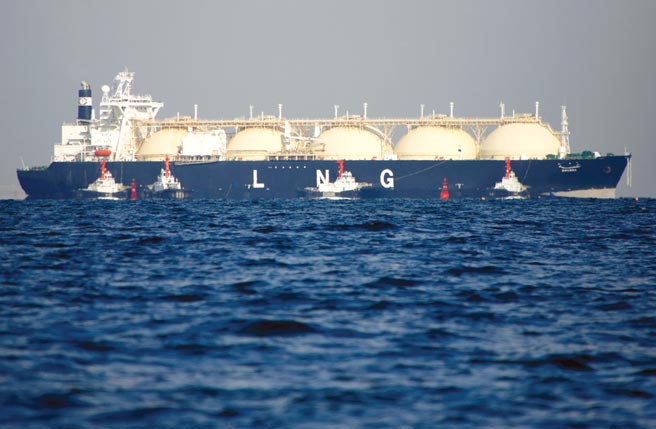 专家预料，LNG亚洲现货价在今冬可能再飙上高点。图／路透