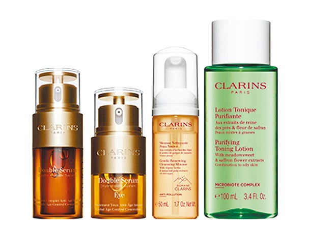 宏匯广场周年庆首5日CLARINS黄金家族发光保证组，价值6450元、优惠价4850元，限量50组。（宏匯广场提供）