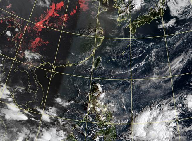 台湾附近水气稍减，今中南部山区午后有大雨机率。（中央气象局提供）