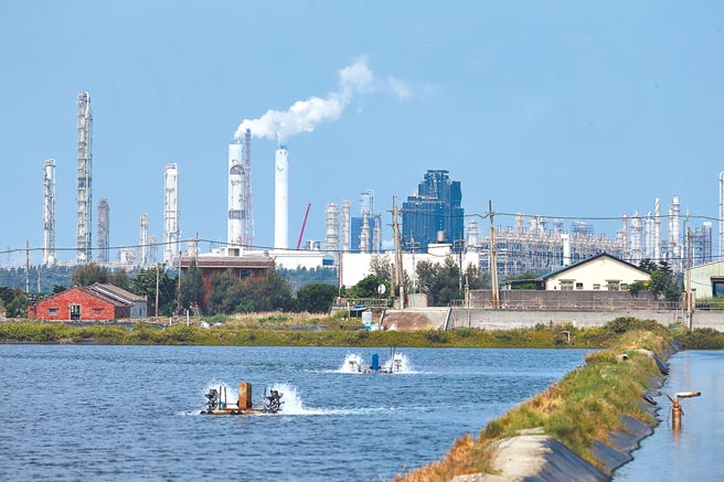过去数十年来，国内大环境中究竟累积什么样的危险因子、造成肺癌发生居高不下，值得深究与省思。（王建栋摄影）