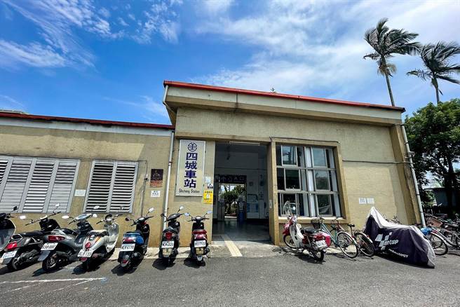 高铁宜兰站从北到南有四城站、宜兰站（宜兰火车站）、县政中心站、罗东站等4方案，图为四城火车站外观。（本报资料照片）