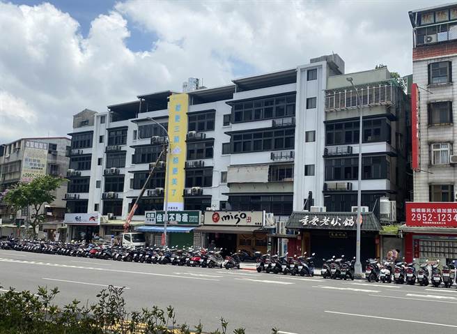 新北都更示范街道墙面新生 扩大申请。（新北市都更处提供）