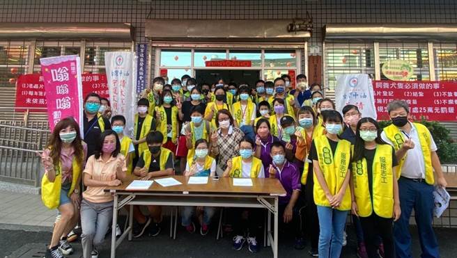 高雄市議員黃秋媖連續9年舉辦貓狗節育活動。（高雄市議員黃秋媖服務處提供／林瑞益高雄傳真）