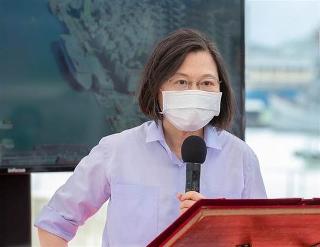 IG將破90萬人追蹤，蔡英文邀民眾加入問問題。總統府資料照片