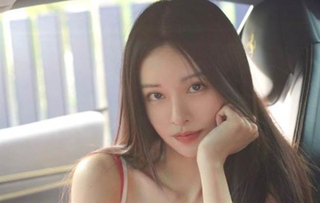 「钢琴女神」李元玲顏值高、有才华身材又好。（图／IG@ cathrynli）