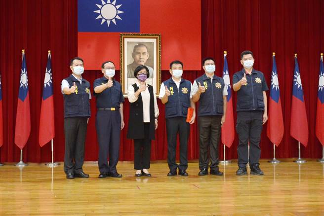 彰化县警察局刑大破获改造枪械工厂。（彰化县警局提供／吴敏菁彰化传真）