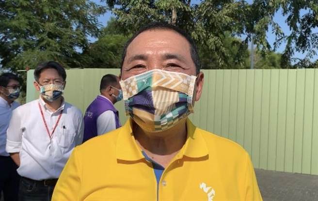 身为嘉义县人，新北市长侯友宜说，现阶段县市合作比较重要，国土规画交由中央去思考。（吕妍庭摄）